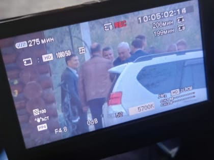 В караоке на служебных авто. Дмитрий Плеханов и чиновники проводят корпоратив