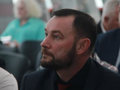 Реалии СГЭТ. Сотрудники МУПП вынуждены мыть "BMW X6" и "Mazda" начальства