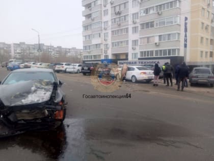 В Солнечном-2 столкнулись пять авто. Есть пострадавшая