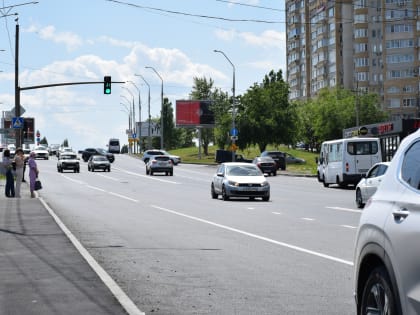 Представители комитета дорожного хозяйства, благоустройства и транспорта осуществили приемку работ по улице Усть-Курдюмская