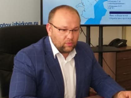 Председатель областного Избиркома: "Как кандидат в депутаты, профессор, может сравнивать школу с прямой кишкой?"