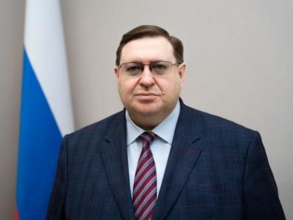Коллектив ЭТИ СГТУ поздравляет ректора Сергея Юрьевича Наумова с юбилеем!