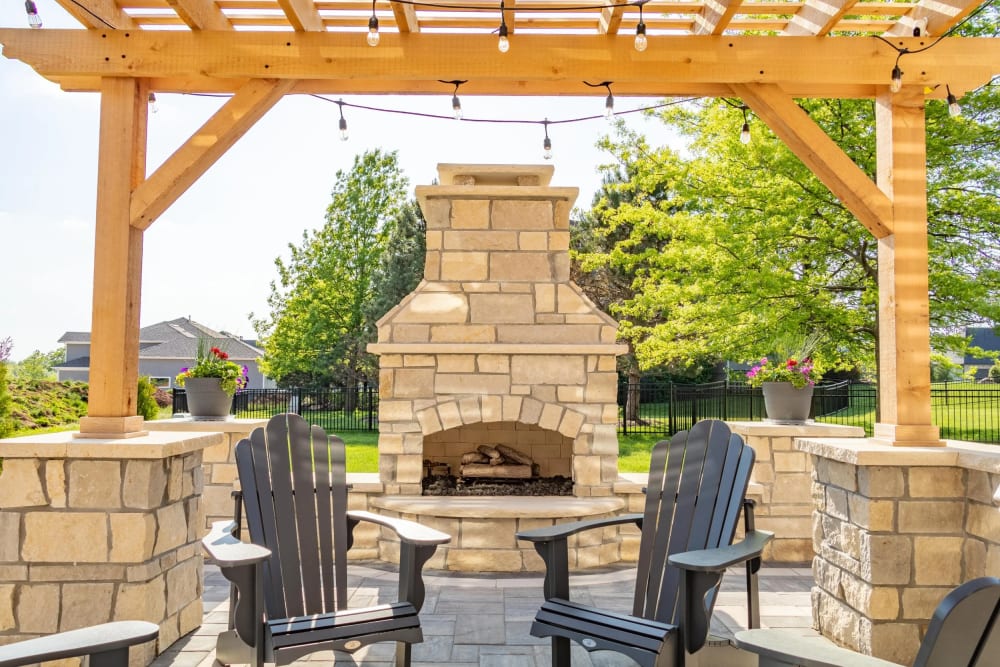The finished Reid outdoor fireplace and patio