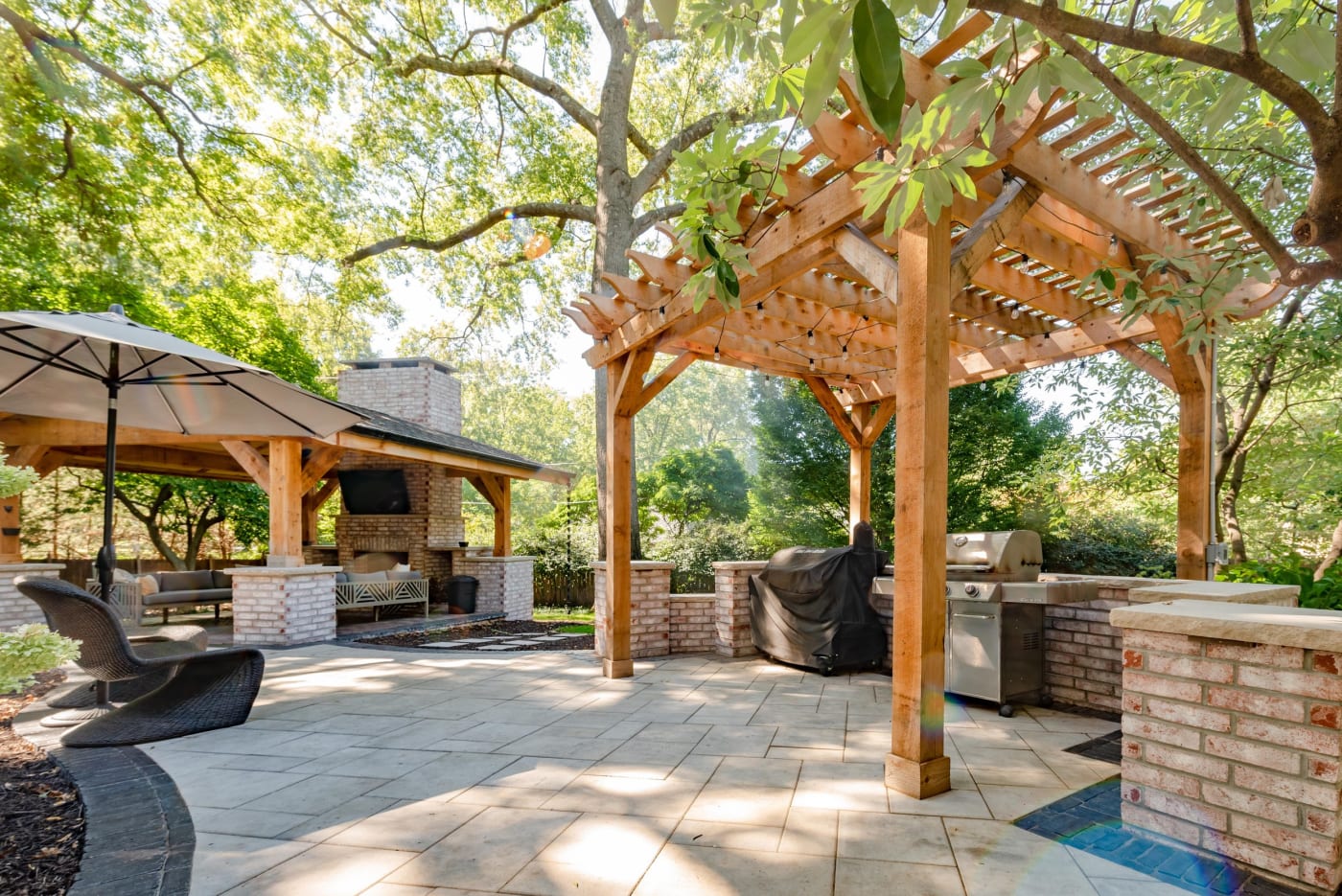 Fireplace, pavilion, and pergola in Mission Hills, KS