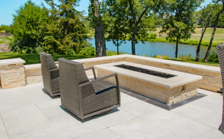 Gas Fire Pit & Seating Wall