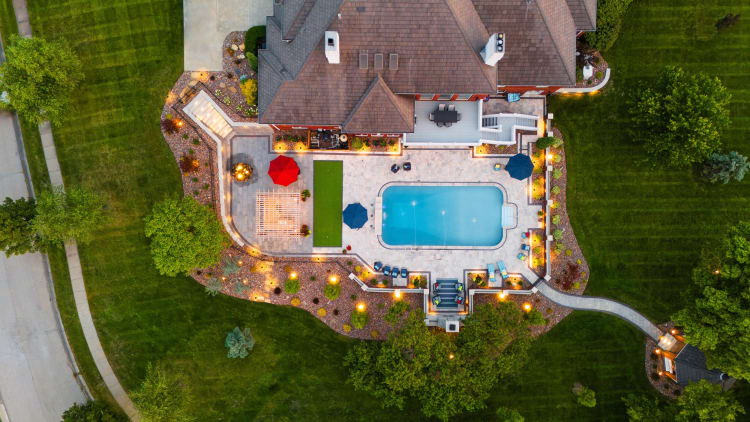 Pool & Travertine Patio