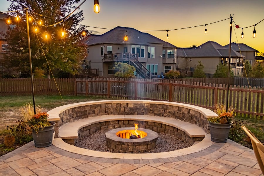 There are a lot of companies out there who say they can build patios,