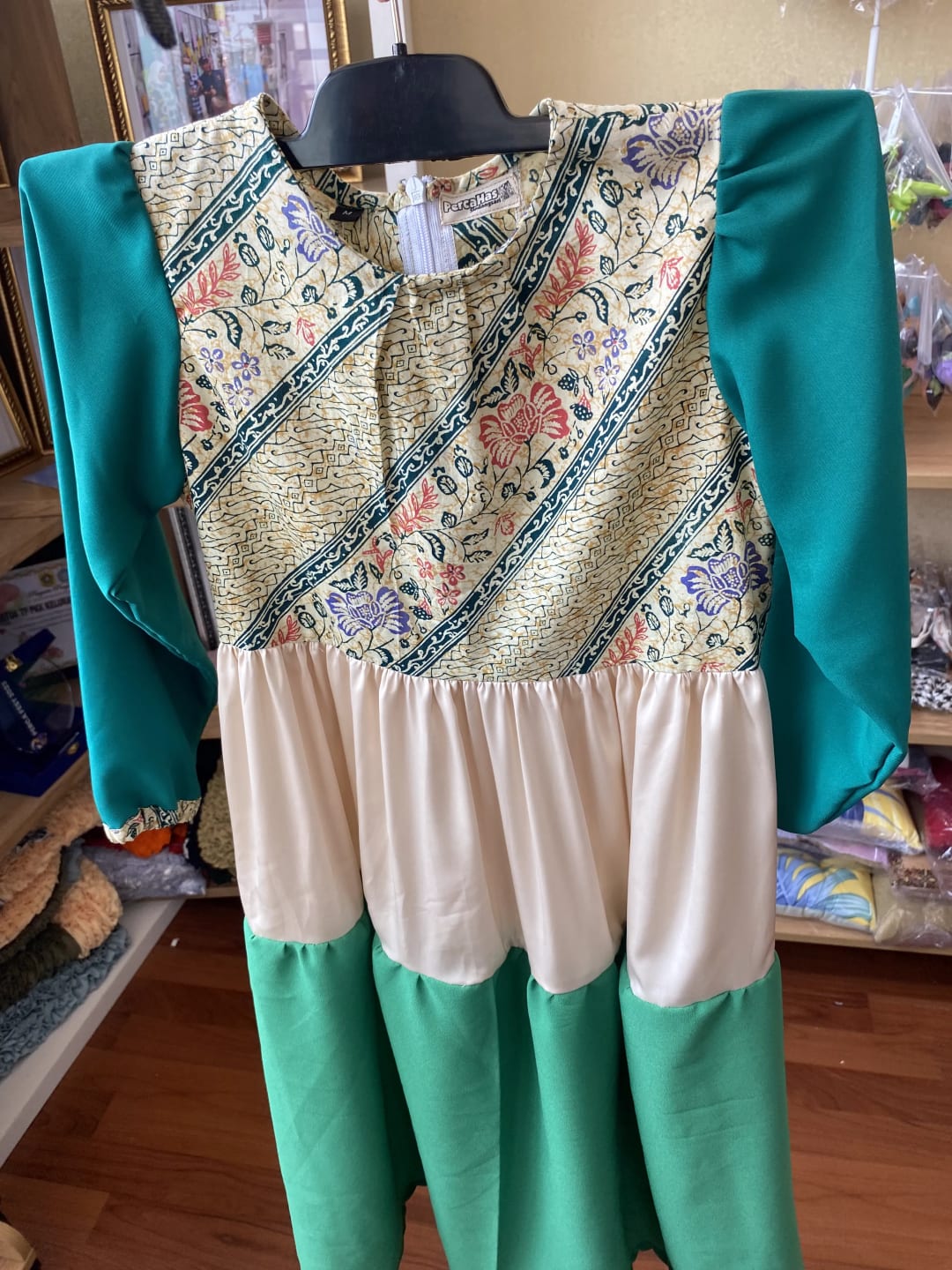 Baju Anak Perempuan
