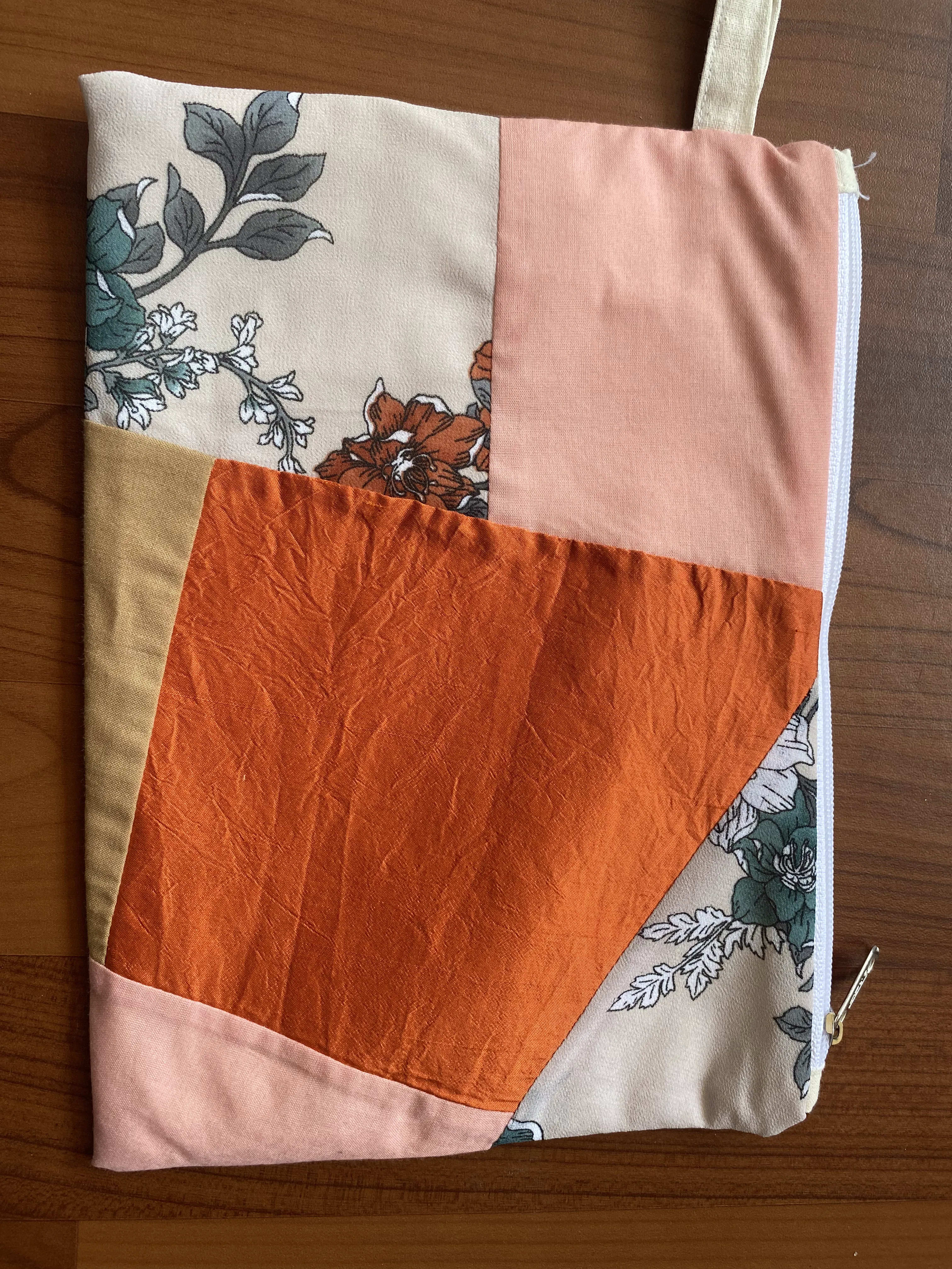 Pouch Besar