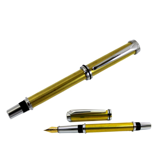 Grand Voyager Fountain Pen