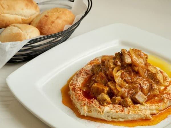 Platter Of Hummus Shawarma