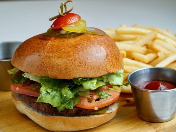 Deluxe Impossible Burger