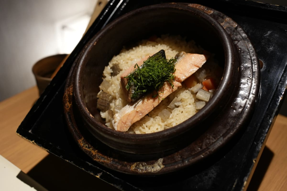 締めにご飯、これがめちゃくちゃ美味しかった - シャケといくらのご飯