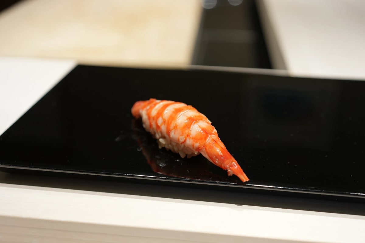 寿司きよし 銀座の握り, シグネチャーのエビのコンソメ漬け