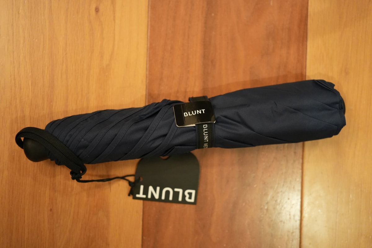 折りたたんだ状態でもかなり大きい