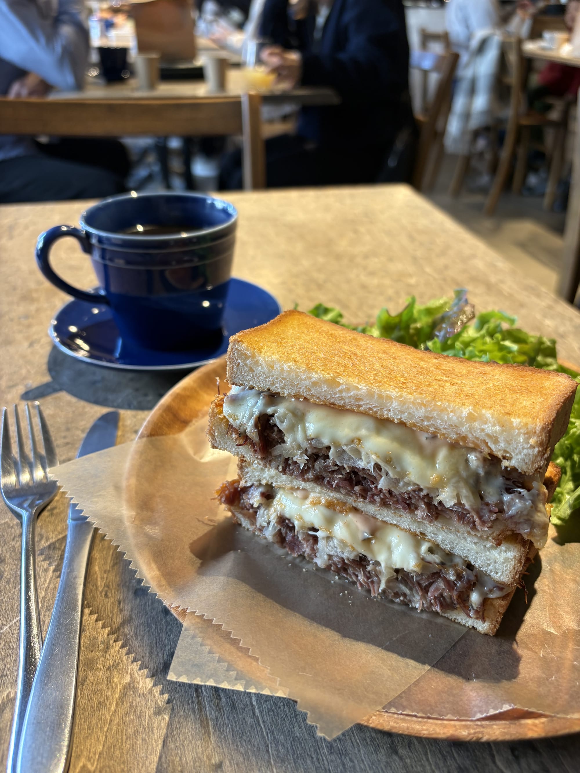 これで 2000 円くらい、おいしかった