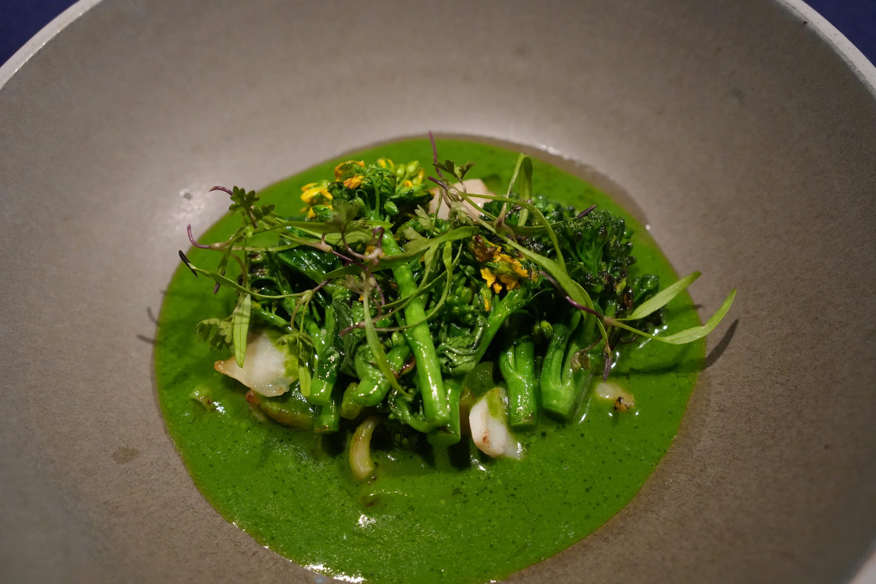 5品目、つぶ貝の料理