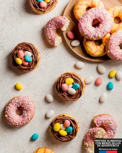 Recetas dulces • Frosting de chocolate para hacer niditos de Pascua con Donuts 🍩