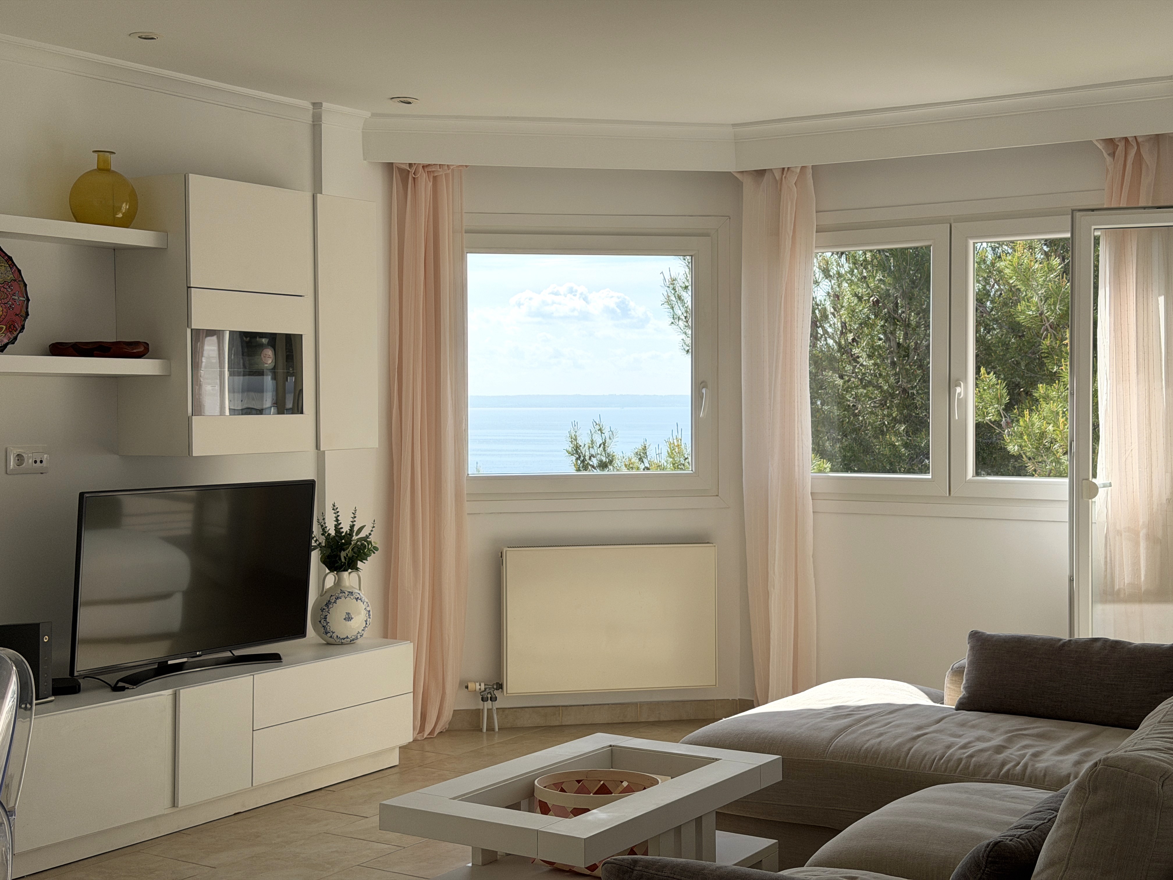 Excepcional Apartamento con Vistas al Mar en Cas Catala, Calvià  Apartamento