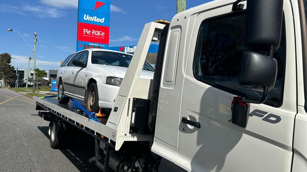 2Ezy Towing & Removals Melbourne 24/7