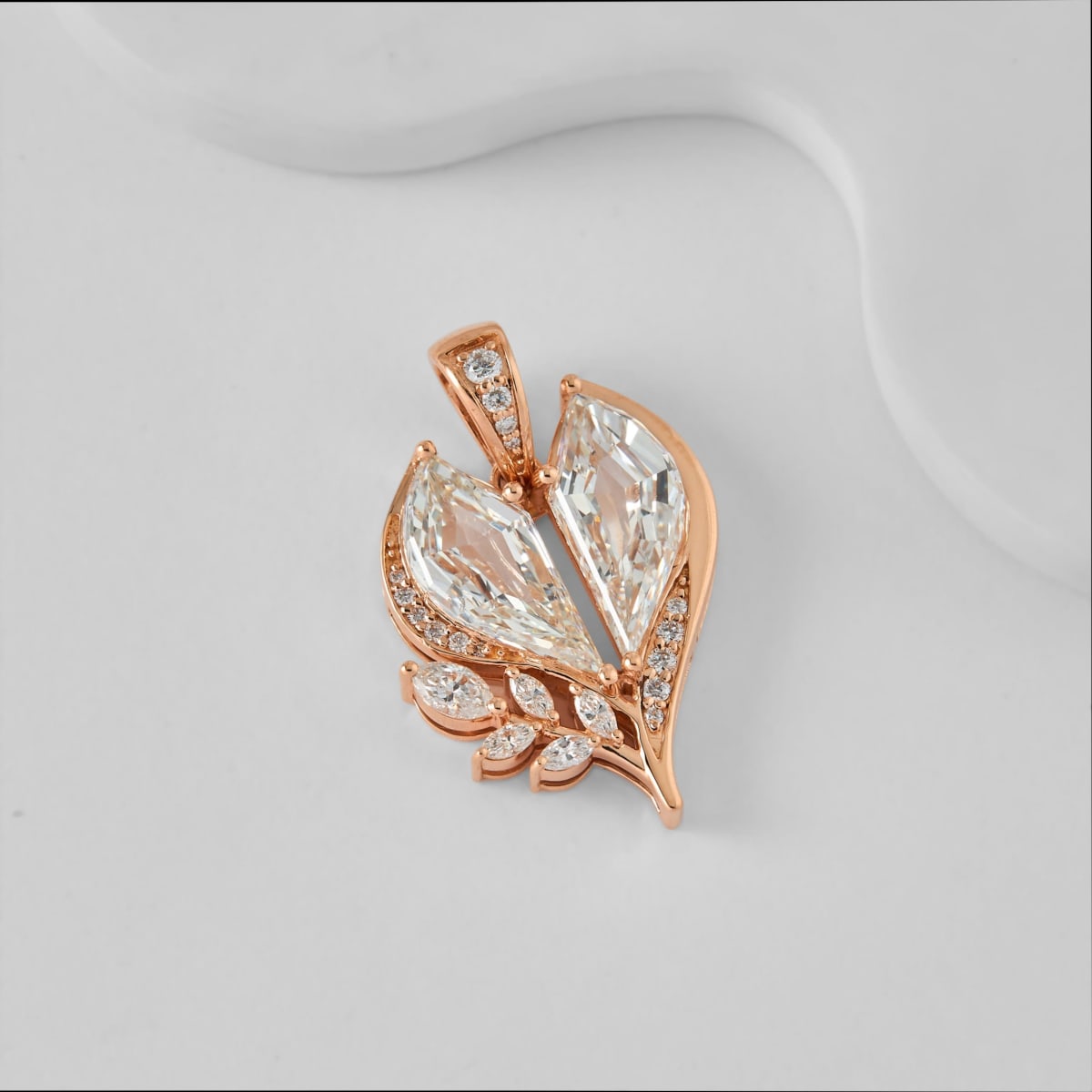 3.81 CT Uncut Shape Diamond Heart Pendant in Gold | Luxury Leaf Inspired Pendant