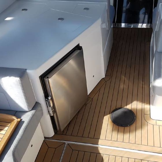 Cockpit fridge on Sunseeker Portofino ’42
