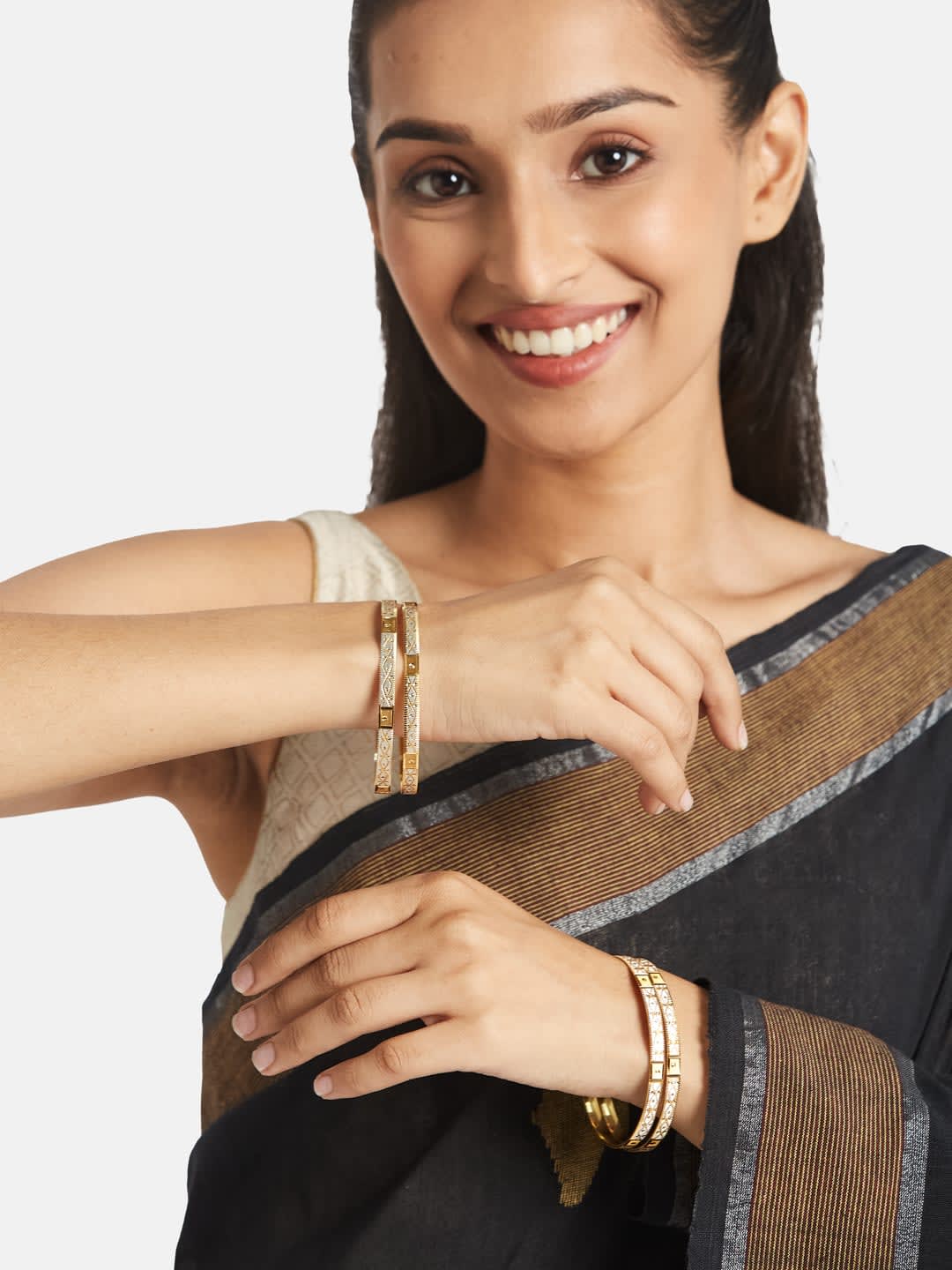ATIBELLE Set Of 4 Gold Plated Textured Classic Bangles