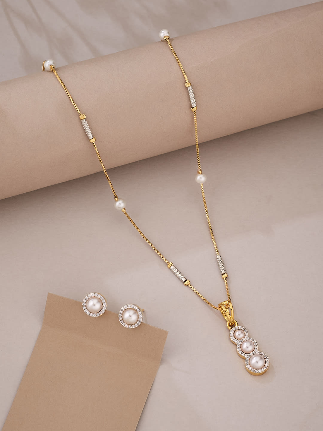 ATIBELLE Gold-Plated Stone Studded & Beaded Jewellery Set