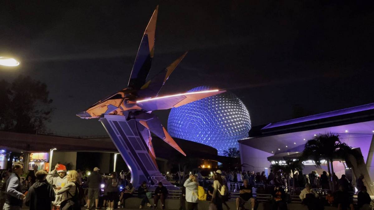 Disney Epcot Guardians Galaxy Cosmic Rewind 1.jpg