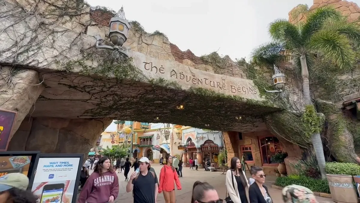 Islands of Adventure Early Admission & Rope Drop Guide