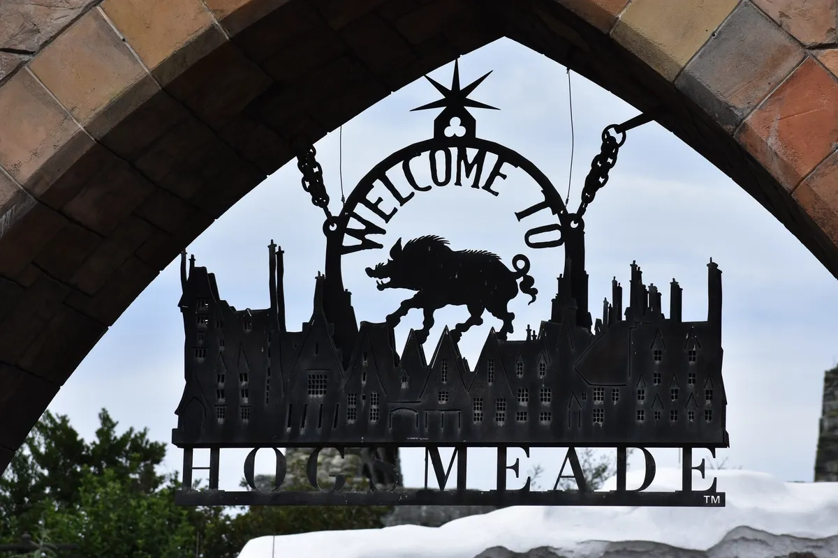 Hogsmeade UNIVERSAL 5.webp