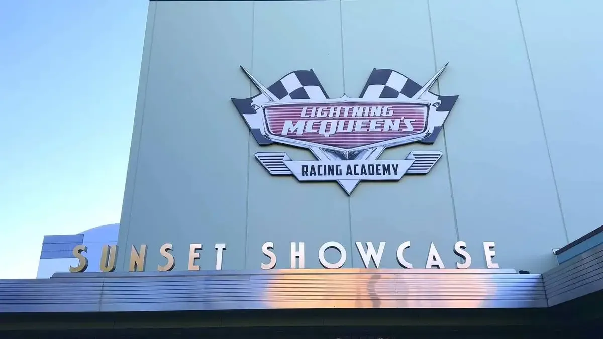 Hollywood Studios Lightning MacQueen Racing Academy entrance.webp