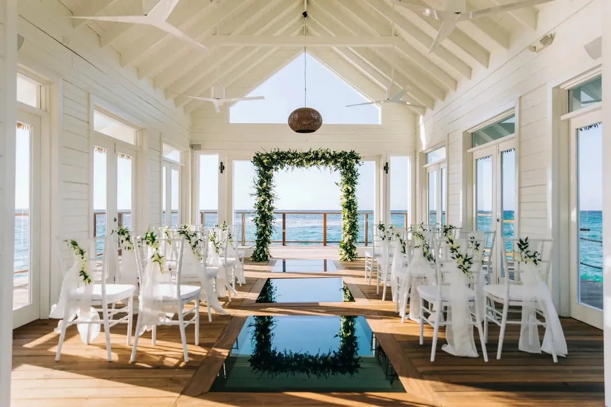 Sandals Ochi Over the Water chapel.webp