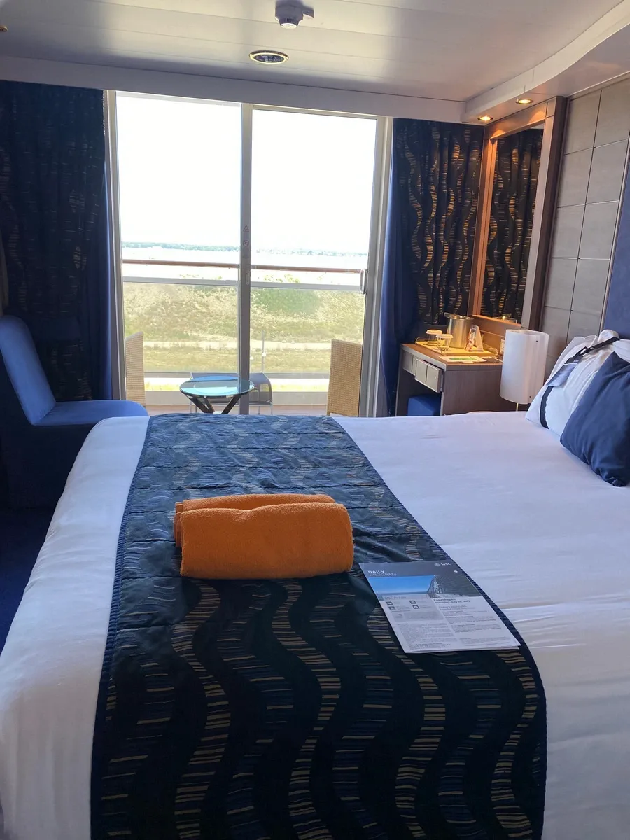 MSC Cruises indoor room.webp