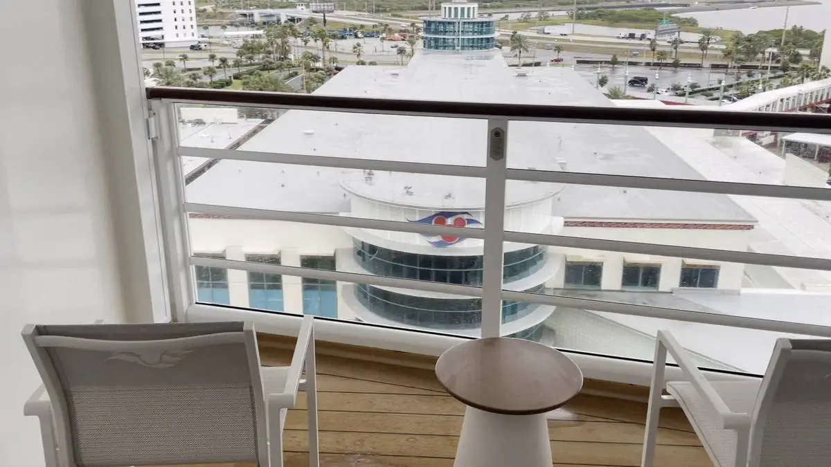 Disney Cruis Line verandah stateroom balcony.webp