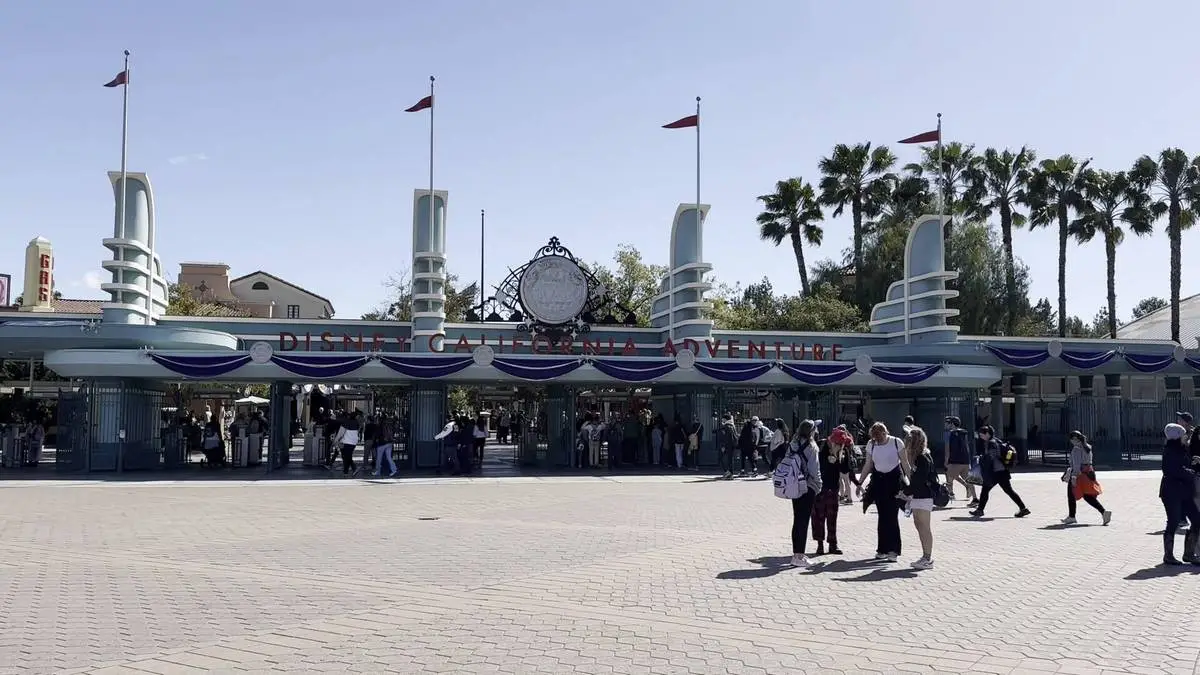 Disney California Adventure entrance.webp