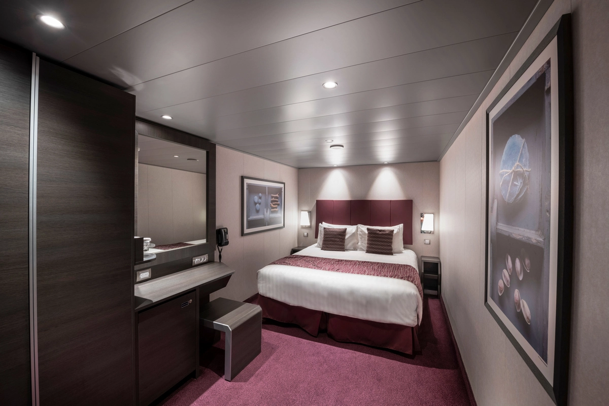 MSC Cruise Line Interior cabin.webp
