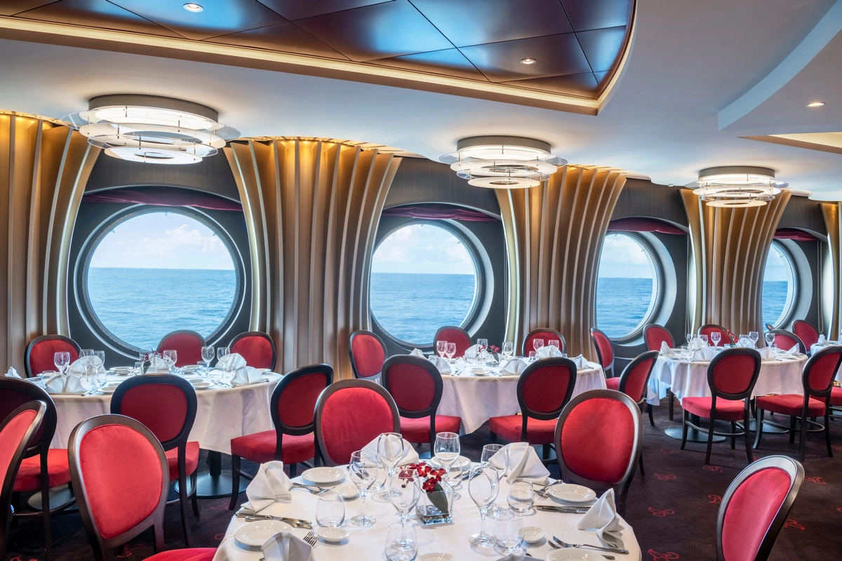MSC Cruise Line main dining room 2.webp
