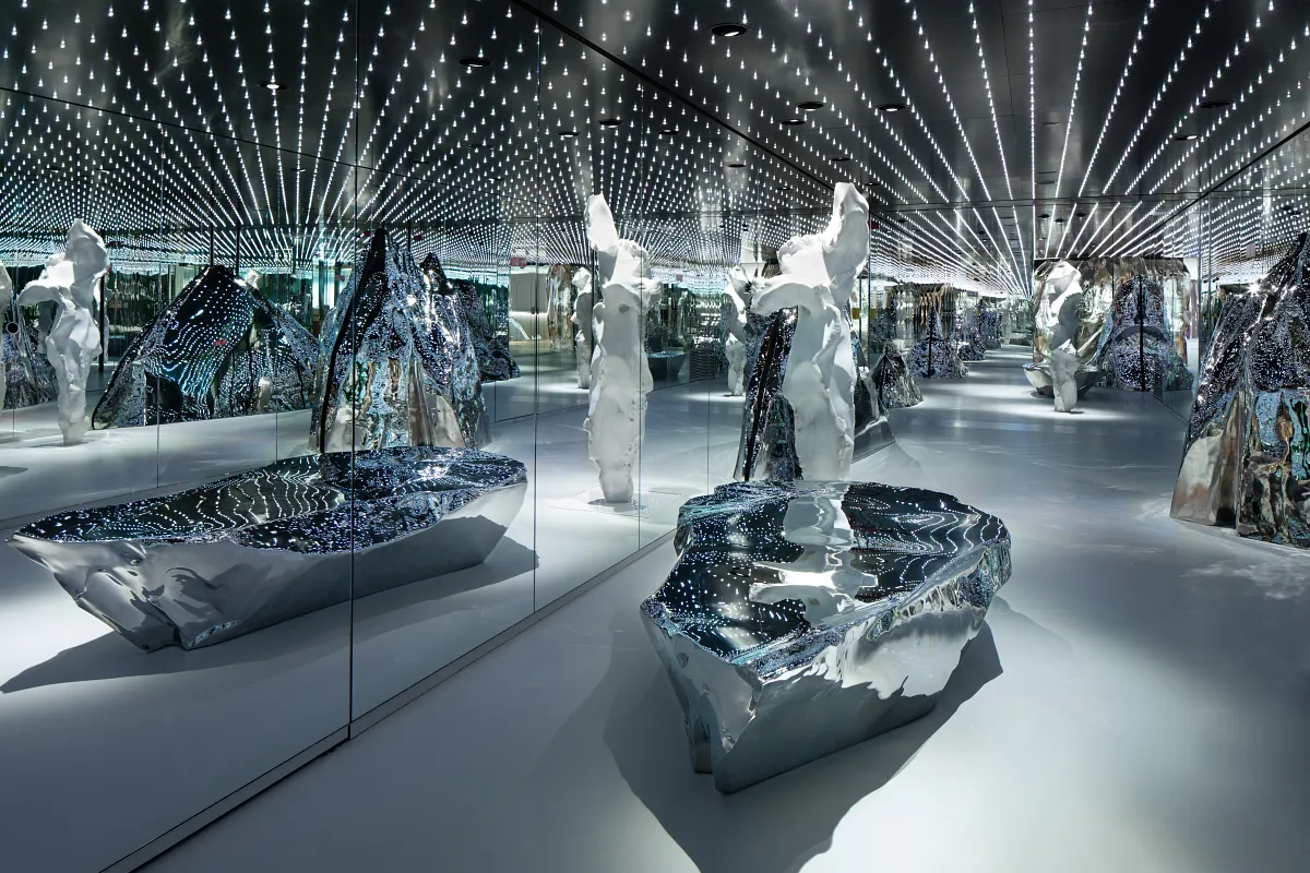 Celebrity Cruises art gallery.webp