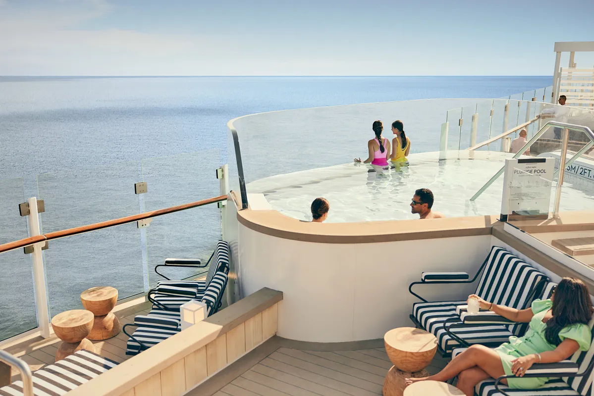 Celebrity Cruises small pool deck.webp