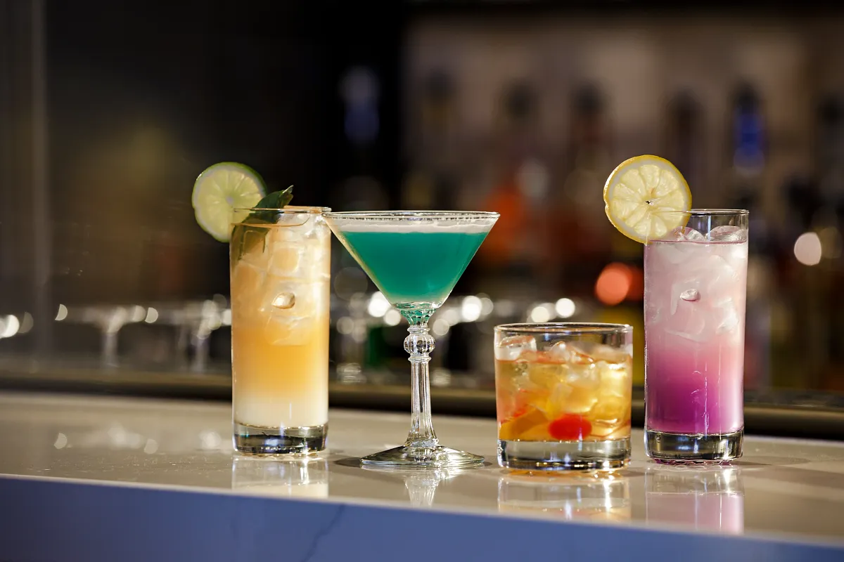 Princess Cruises bar cocktails drinks.webp