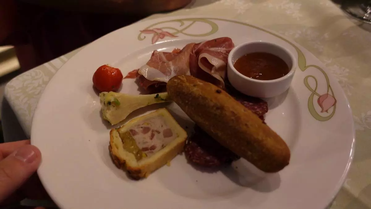 Disney Cruise Enchanted Garden food 3.webp