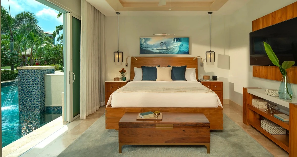 Sandals Royal Barbados Club Level Room.webp