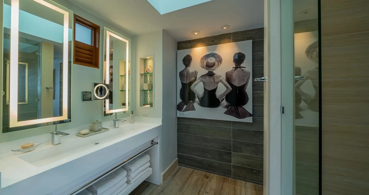 Sandals Royal Barbados bathroom elite.webp