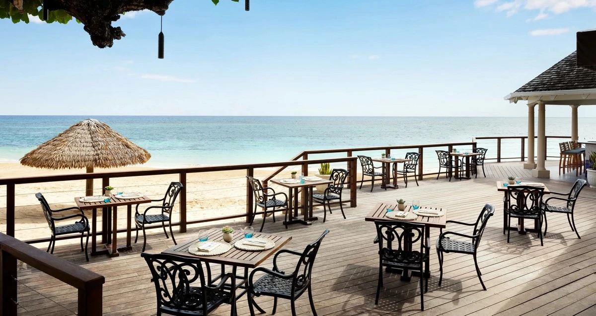 Sandals Royal Plantation resort restaurant.webp