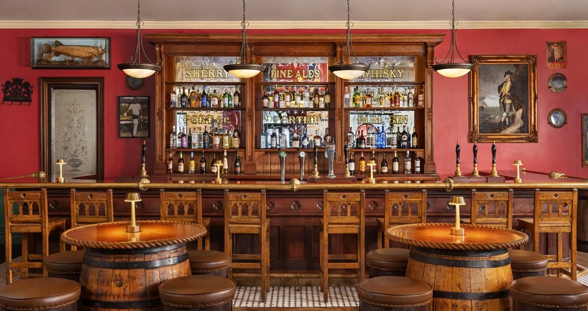 Sandals Grande St Lucian Olde British Pub.webp