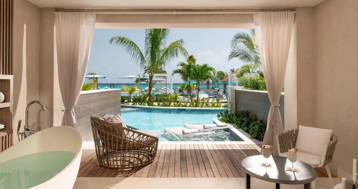 Sandals Dunns River Butler Elite Suite.webp