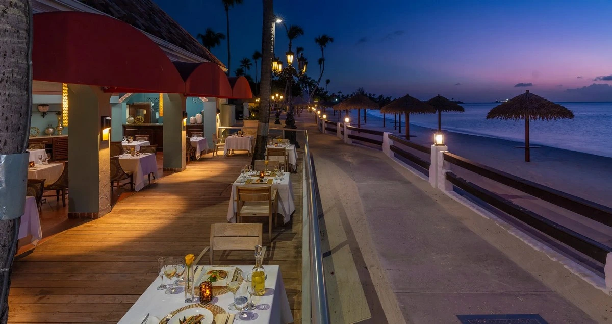 Sandals Grande Antigua Eleanors.webp