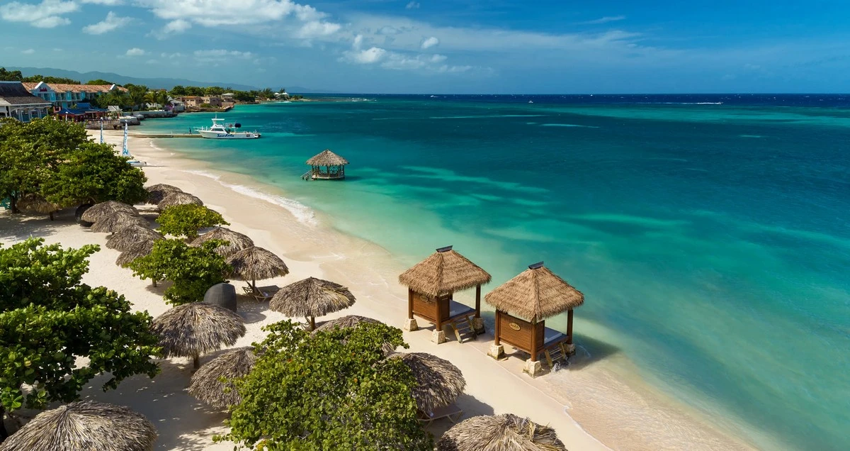 Sandals Montego Bay beach.webp