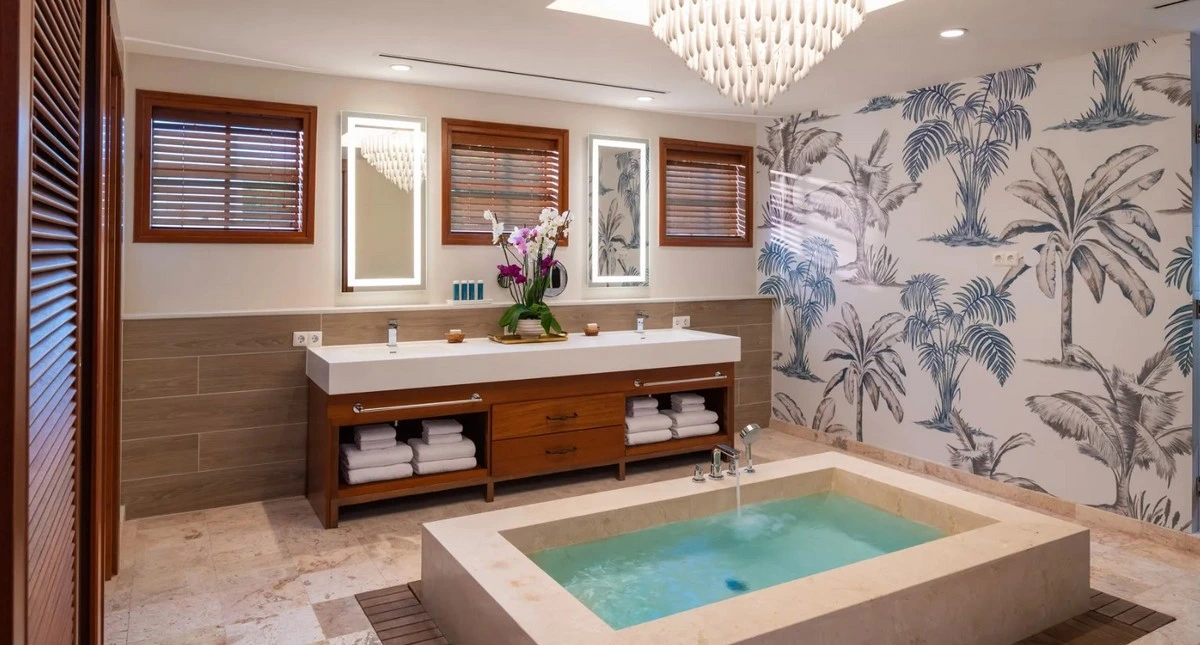 Sandals Royal Curaçao Butler Elite Suite bathroom.webp